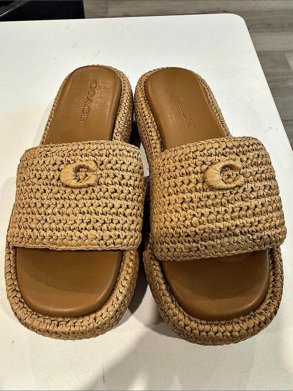 Coach Women's Sculpted C Platform Slides in Natural Raffia Size 6B USED